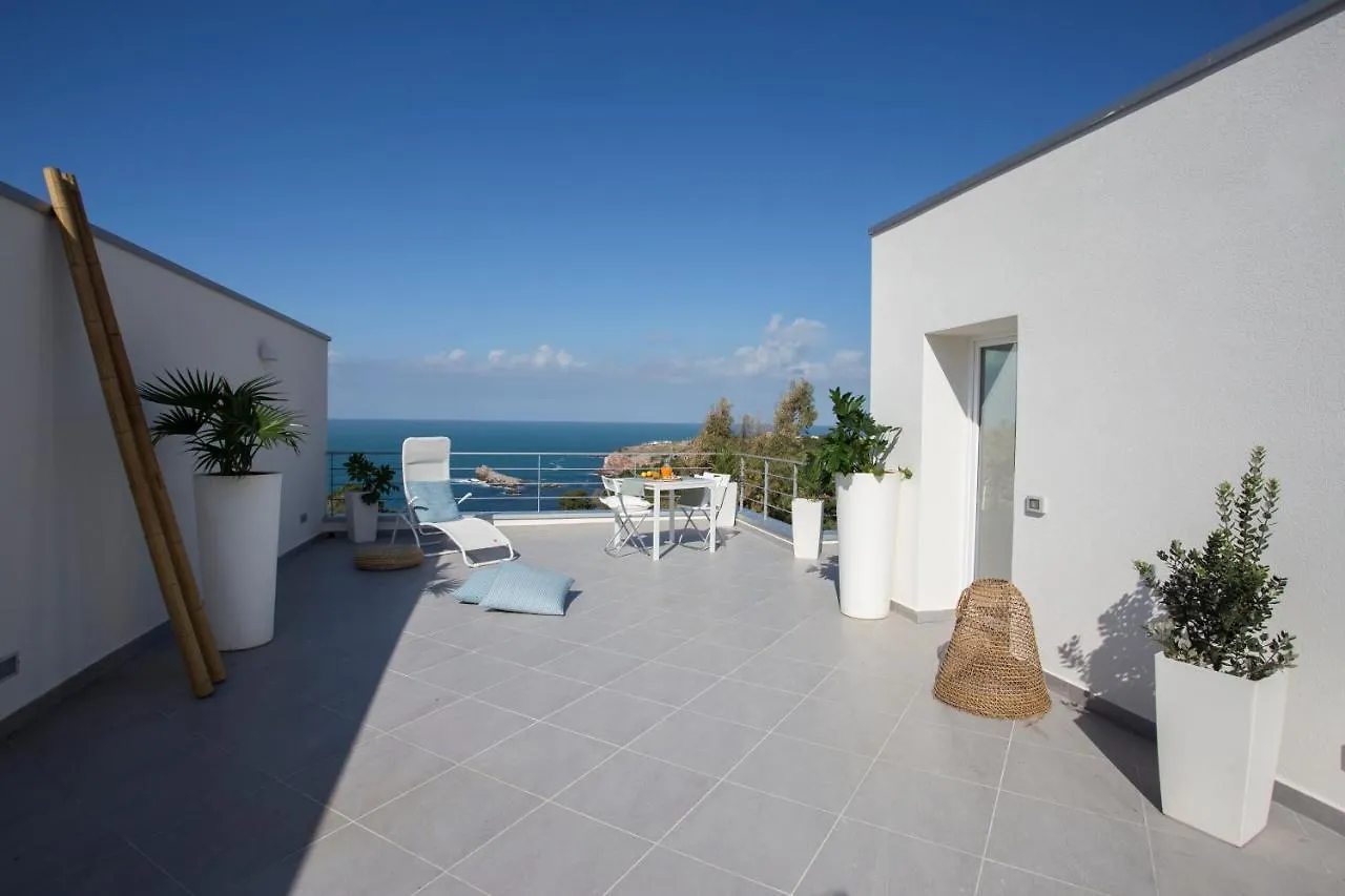 تيراسيني Zabbara B&B