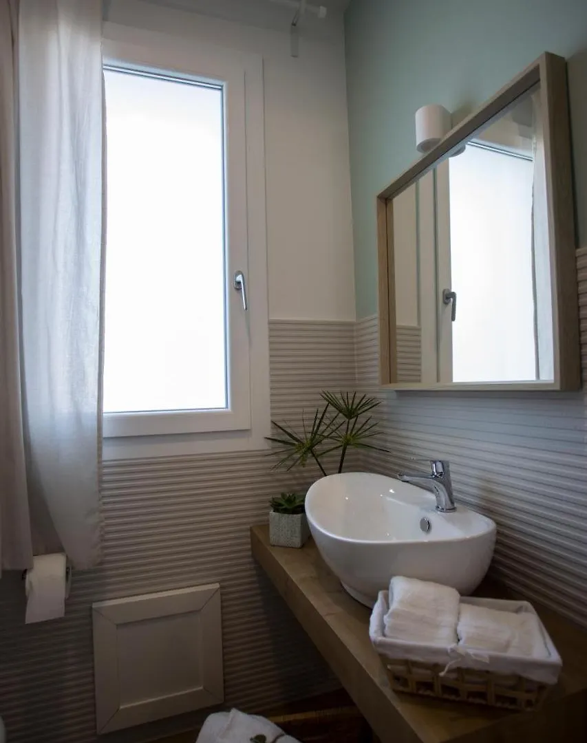 تيراسيني Zabbara B&B 3*,  إيطاليا