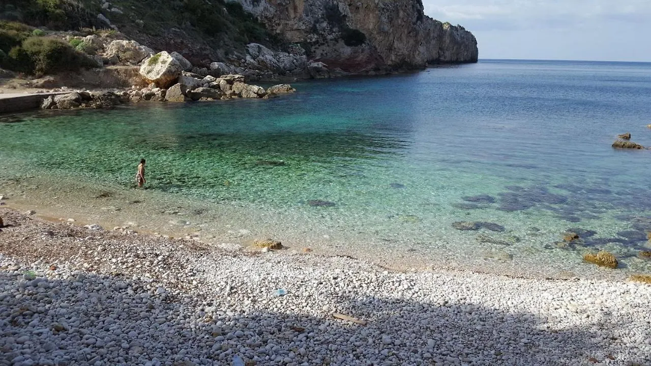Zabbara B&B Terrasini Bed & Breakfast
